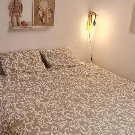 Rénové Avec Charme Apartamento